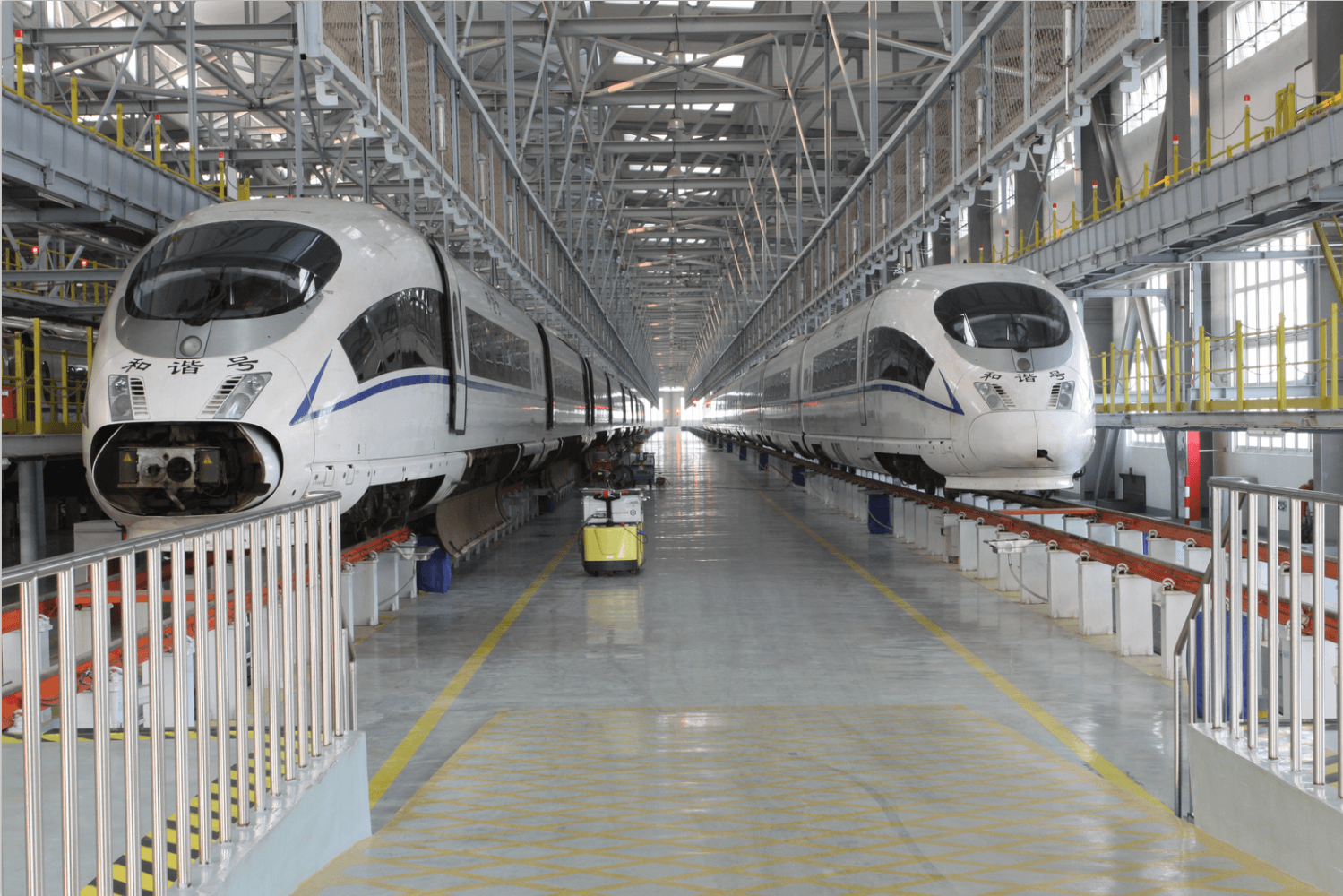 4广州动车基地作业平台轨道桥